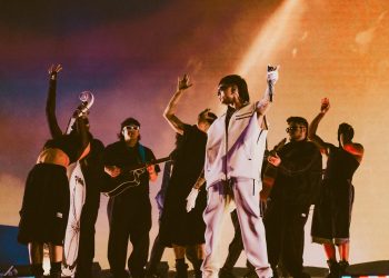 Peso Pluma rinde tributo a la música mexicana en Coachella