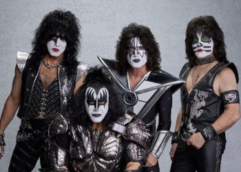 Kiss vende su catálogo y propiedad intelectual