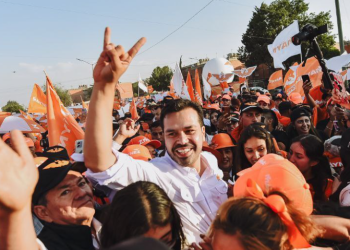 “Ningún joven pobre a la cárcel por marihuana”: Máynez