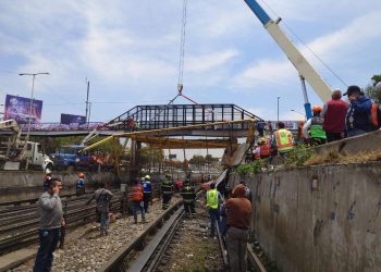 Autoridades harán peritajes para evaluar daños a infraestructura del Metro tras volcadura del tráiler en Línea 5