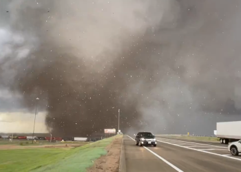 Tornados en EU azotan parte de Nebraska y dejan tres heridos