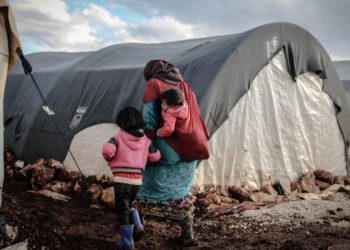 ACNUR lanza fondo de 100 millones de dólares para apoyar a refugiados del cambio climático
