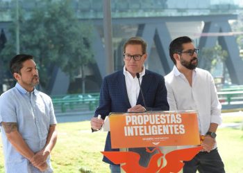 Promete Chertorivski crecimiento económico del 5% anual en CDMX