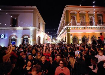 Mazatlán se convierte en el epicentro del Eclipse Solar