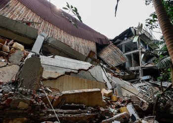 Al menos 9  muertos por terremoto de Taiwán, que deja más de 100 réplicas