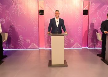 Realizan el primer debate entre los aspirantes a la gubernatura de Veracruz