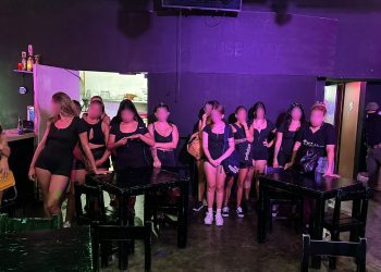 Autoridades rescatan a 17 mujeres víctimas de trata en Cancún