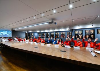 “El PRI es un partido que se está vaciando en escándalos”: Langston