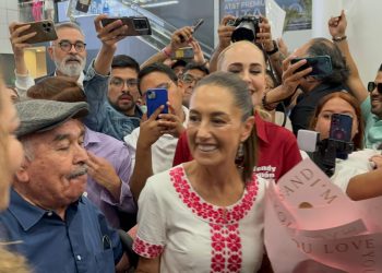 Claudia Sheinbaum cancela eventos para concentrarse en debate