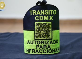 Publican los nombres de policías autorizados para  infraccionar