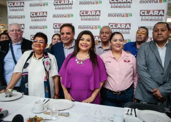 Clara Brugada se compromete a modernizar transporte público