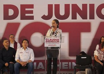 Sheinbaum llama a no confiarse por llevar ventaja en encuestas