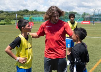 Scotiabank y Puyol celebran el Día Internacional de la Niñez
