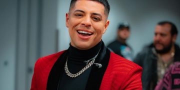 Eduin Caz denuncia robo de joyas tras concierto