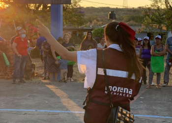 Realizan disparos al aire durante cierre de campaña de candidata en Cotija, Michoacán