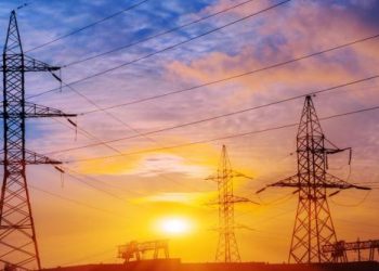 Reclama Coparmex falta de inversión en transmisión de energía