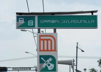 Balean a un hombre en la estación del Metro Garibaldi
