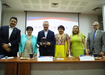 Al reunirse con los integrantes de la CANACINTRA, Taboada llamó a incentivar la participación ciudadana