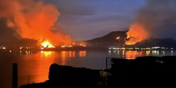 Continúa incendio forestal en Valle de Bravo