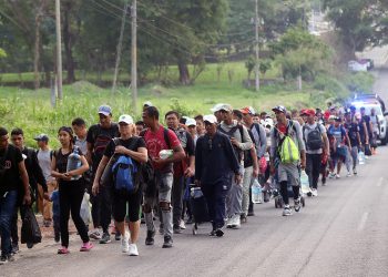Una nueva caravana migrante parte de la frontera sur de México