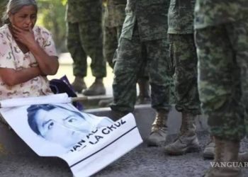 Sorpresiva la libertad a 8 militares involucrados en caso Ayotzinapa: Centro Pro