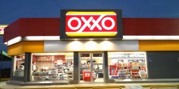 OXXO limita la venta de hielo por ola de calor
