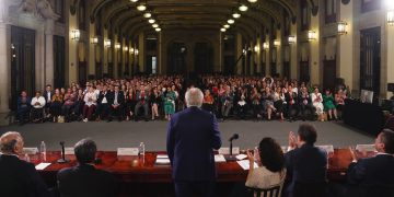 “AMLO reconoció la colaboración del Legislativo para que el presupuesto cubriera proyectos nacionales”: García Almaguer