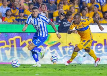 Monterrey saca ventaja mínima ante Tigres