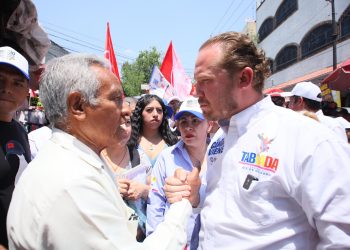 Garantiza Santiago Taboada programas sociales en la CDMX