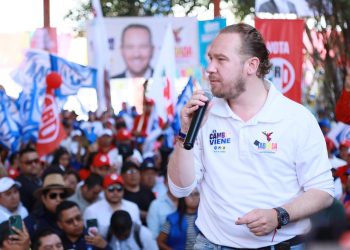 Santiago Taboada garantiza seguridad a habitantes de Xochimilco