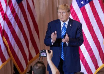 Trump aplaude el “gran trabajo” de la policía en el desalojo de la Universidad de Columbia