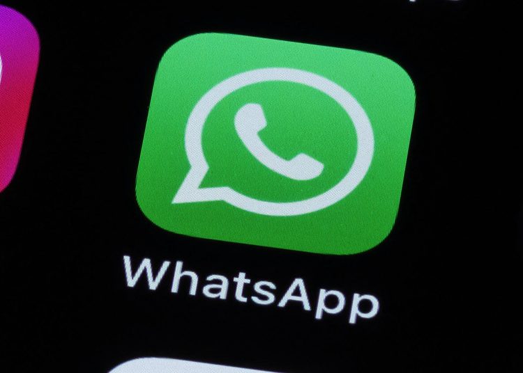 SYMBOL - 16 April 2024, Baden-W¸rttemberg, Rottweil: The WhatsApp application can be seen on the display of a smartphone. Photo: Silas Stein/dpa (Photo by Silas Stein / DPA / dpa Picture-Alliance via AFP)
