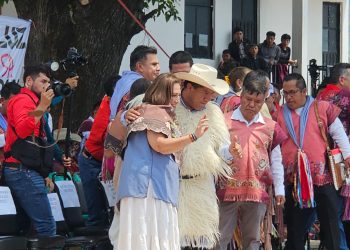 Xóchitl Gálvez se compromete con derechos de pueblos indígenas