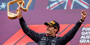 Russell vencedor en Austria