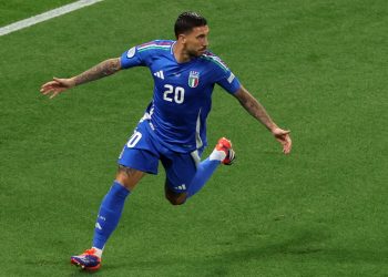 Italia evita el ridículo ante Croacia