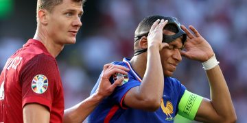 Francia termina como segundo y espera rival