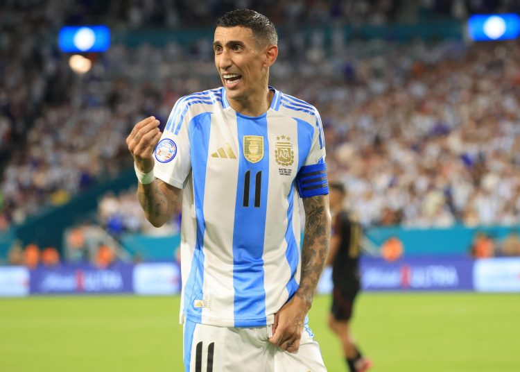 Miami (United States), 30/06/2024.- Angel Di Maria of Argentina reacts after a play against Peru during the CONMEBOL Copa America 2024 group A match between Argentina and Peru, in Miami, Florida, USA, 29 June 2024. EFE/EPA/CRISTOBAL HERRERA-ULASHKEVICH