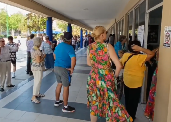 Jornada histórica: alta participación de votantes