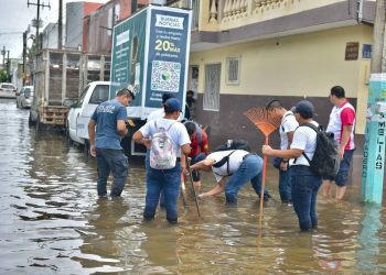 Lluvia atípica provoca inundaciones en Quintana Roo