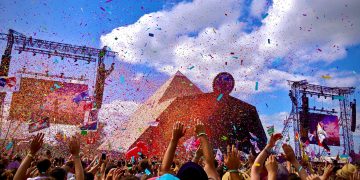 Festival de Glastonbury recibirá a artistas como Coldplay y Shania Twain