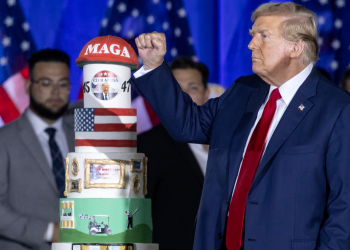 Trump celebra su cumpleaños 78 entre “miles de orgullosos patriotas”