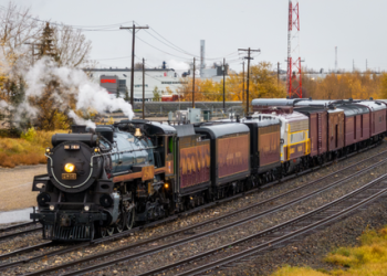 Locomotora Empress causa furor en varios estados