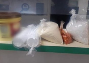 Detienen a hombre que intentó robar despensa a adulto mayor