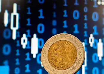 El peso mexicano se recupera ante el dólar
