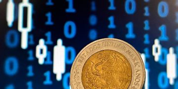 El peso mexicano se recupera ante el dólar