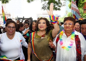 Brugada se declara aliada de la Diversidad sexual, se compromete a un gobierno respetuoso e incluyente