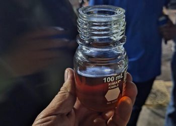 Afectados por agua contaminada confían en diálogo con nuevas autoridades