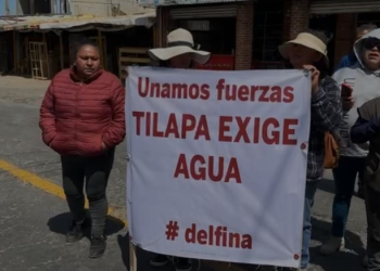 Más de 24 horas de cierre vial y no hay solución en la Tenango-La Marquesa