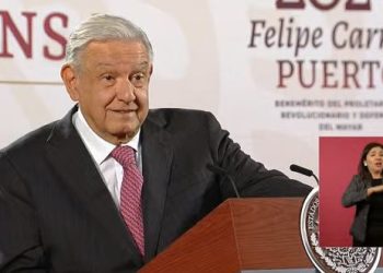 López Obrador dice que hay unidad tras reunión con Sheinbaum y gobernadores
