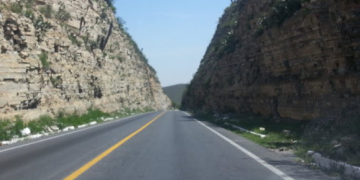 Desaparecen dos mujeres estadounidenses en carretera de México
